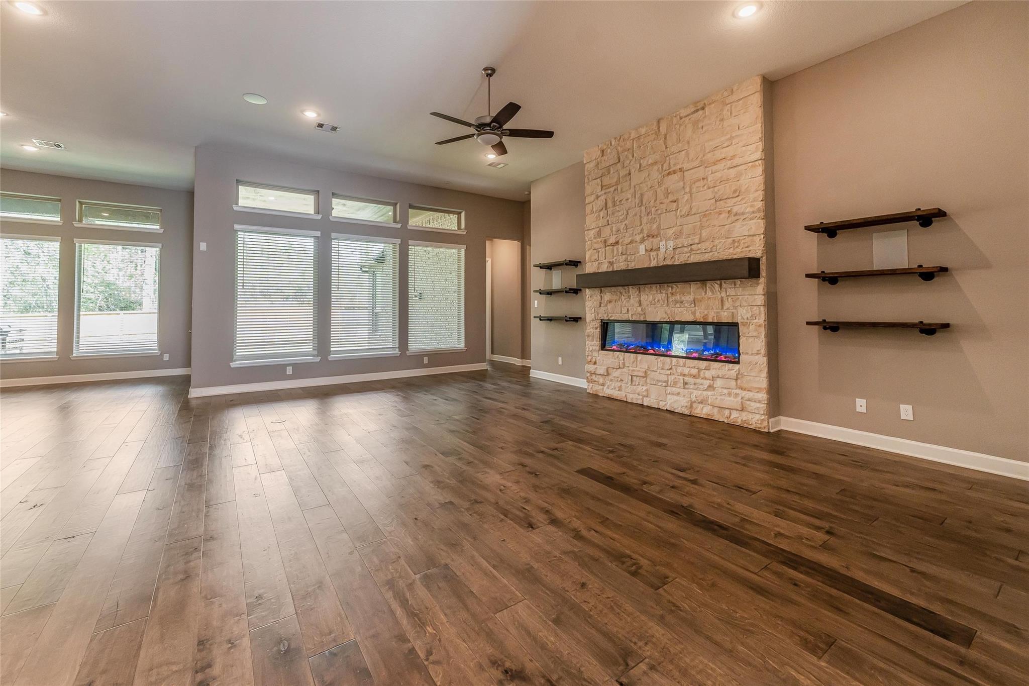 1050 Groveton Ridge Lane