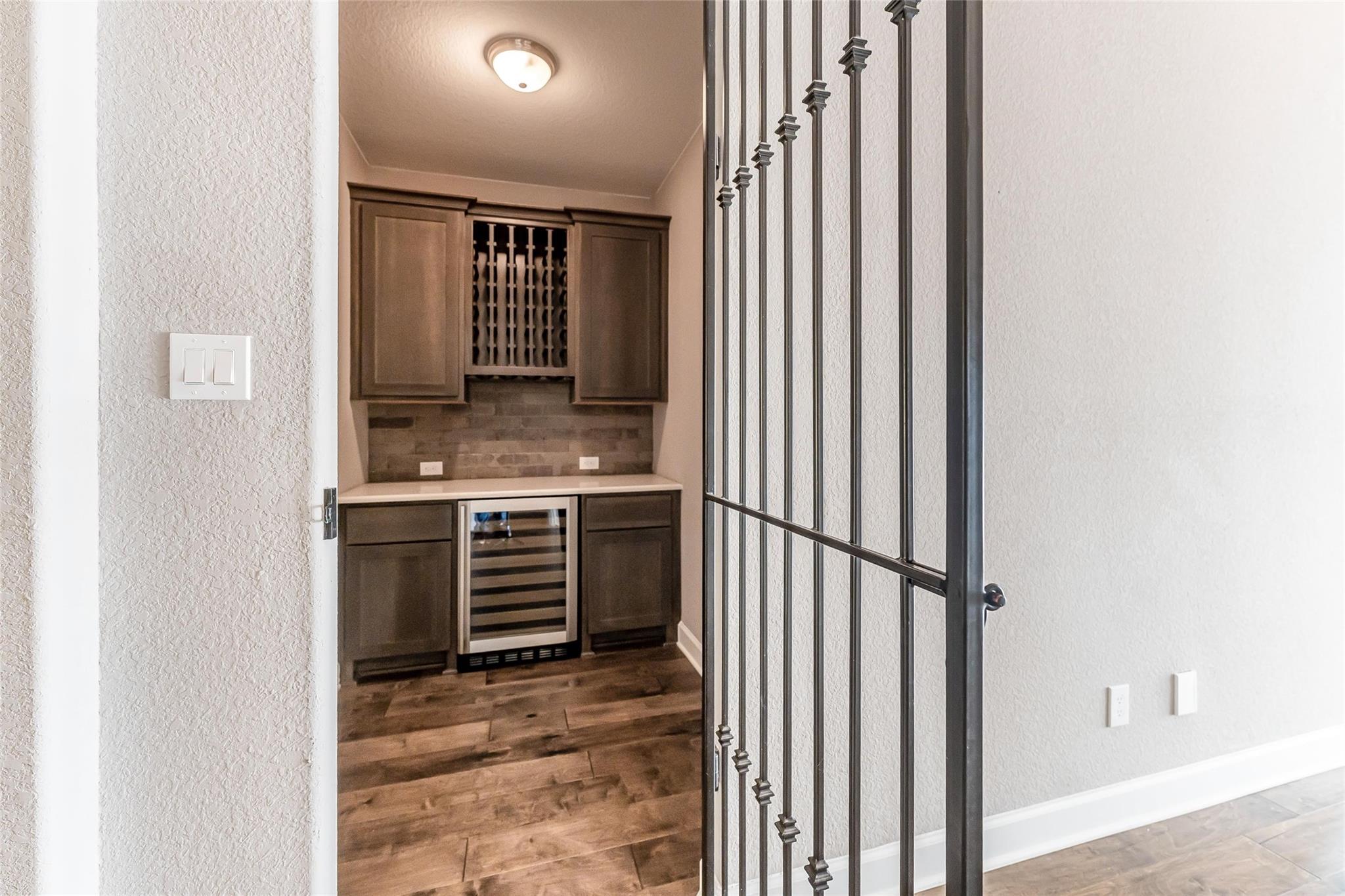 1050 Groveton Ridge Lane