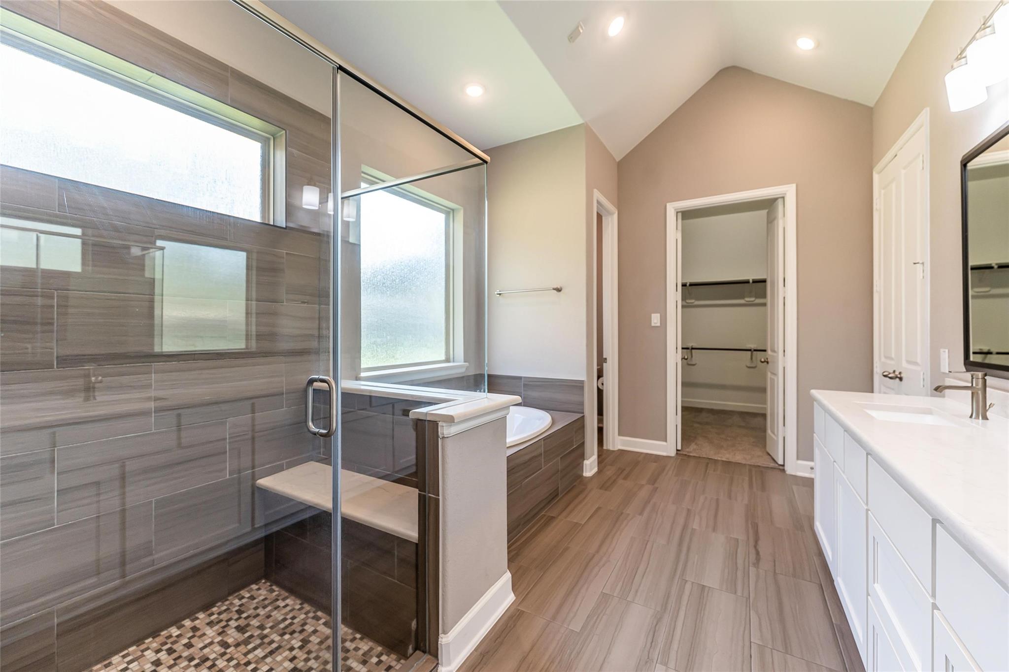 1050 Groveton Ridge Lane