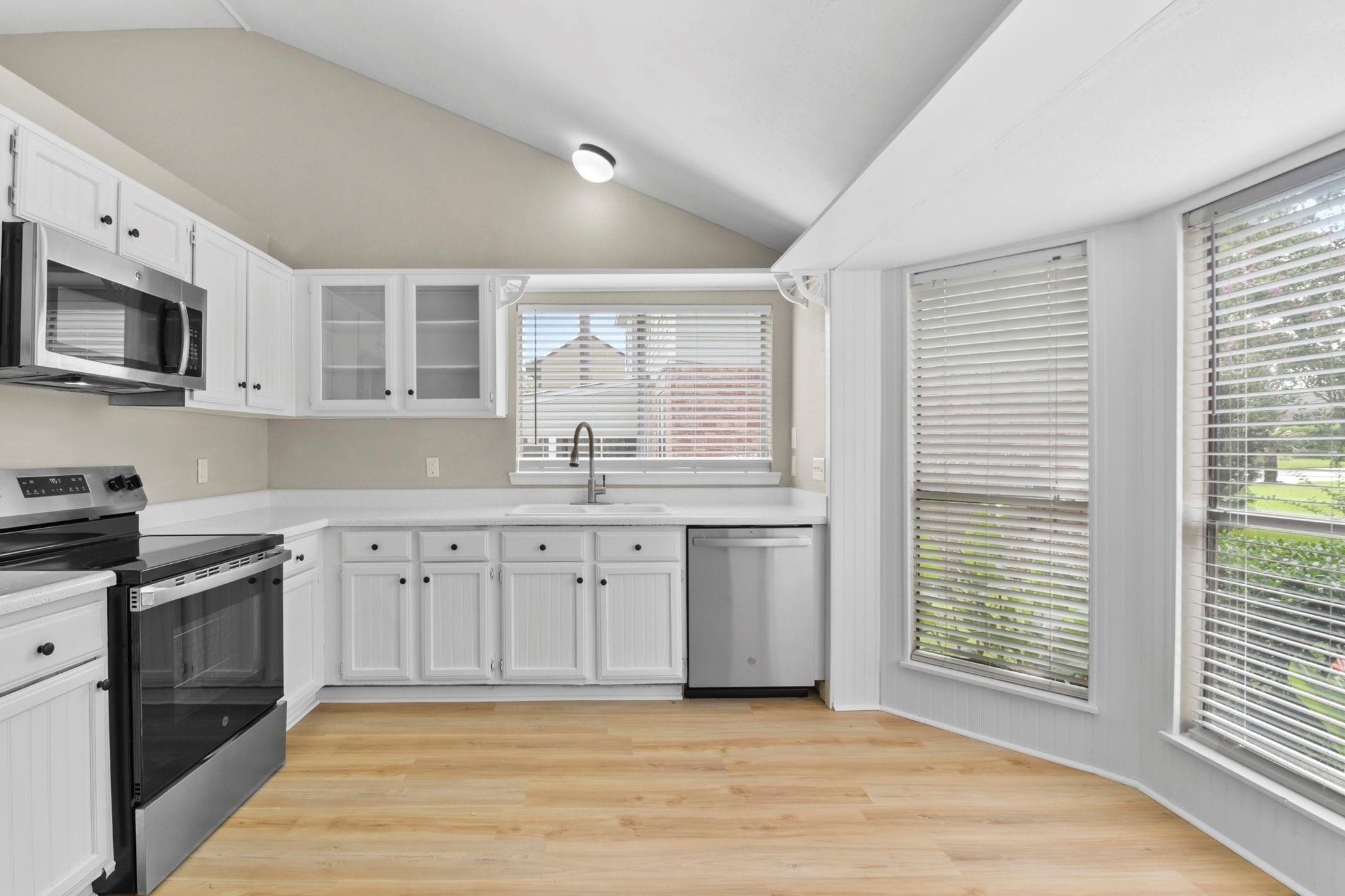 25410 Avery Hill Lane