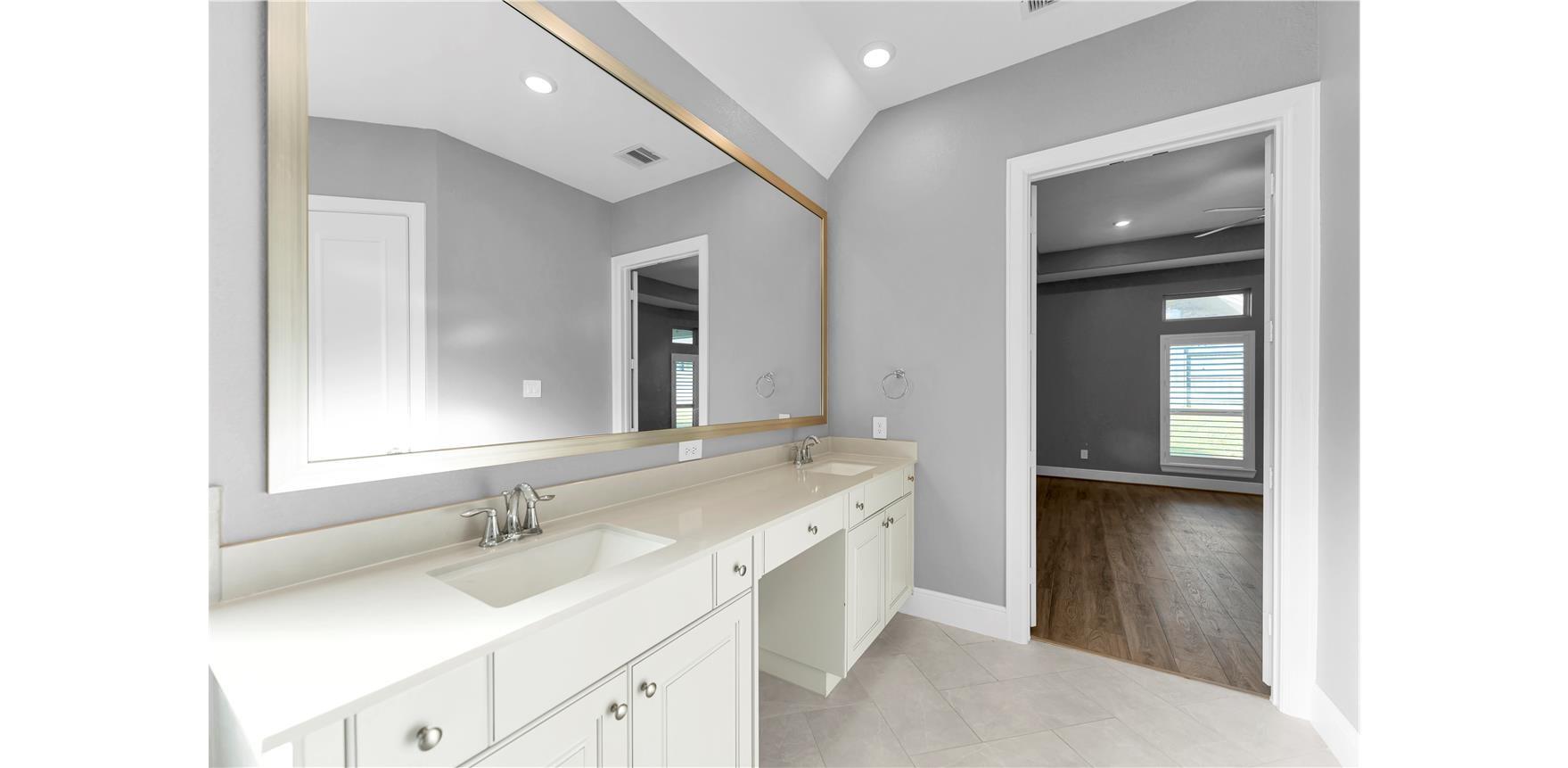 1014 Lakemont Bend Lane