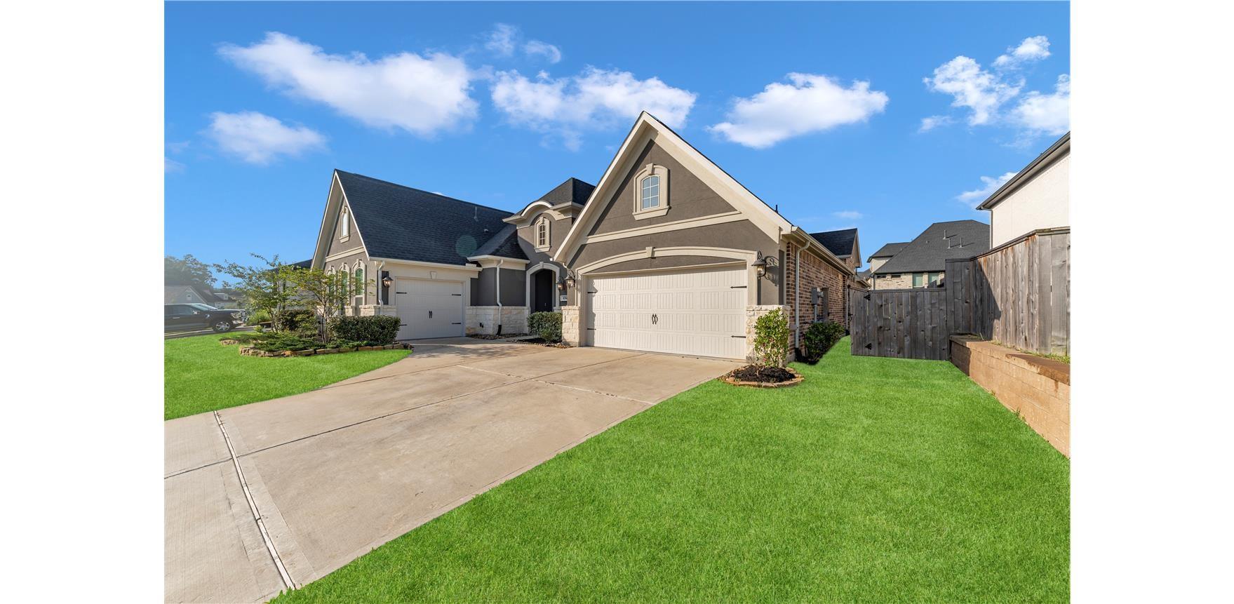 1014 Lakemont Bend Lane
