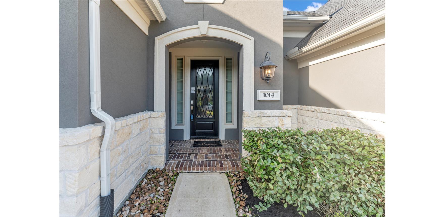 1014 Lakemont Bend Lane