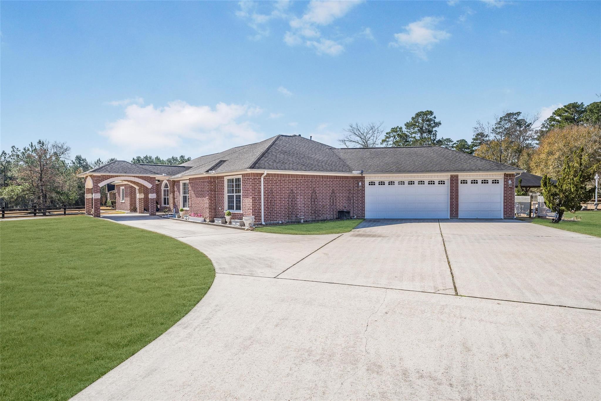 33519 Hillside Drive