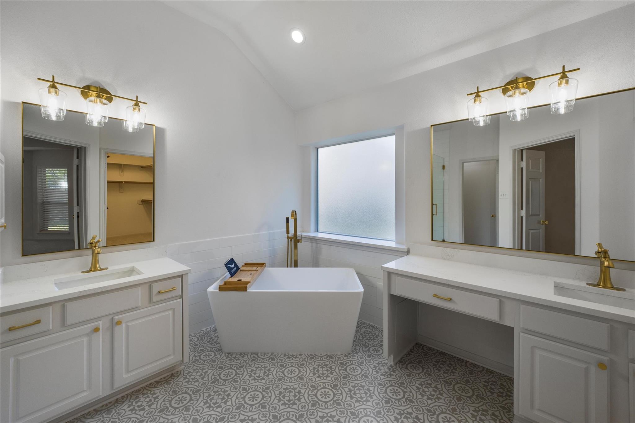 3303 Viking Landing Court