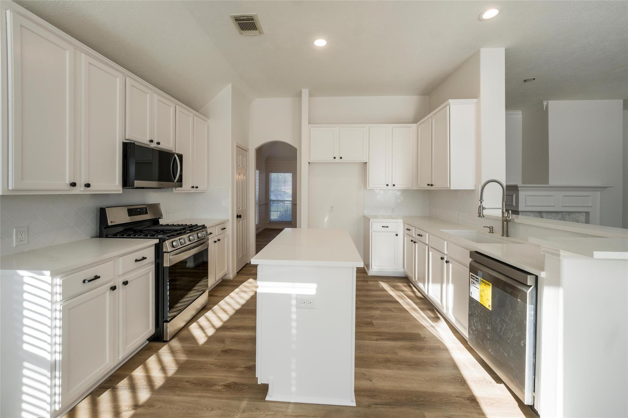 3303 Viking Landing Court