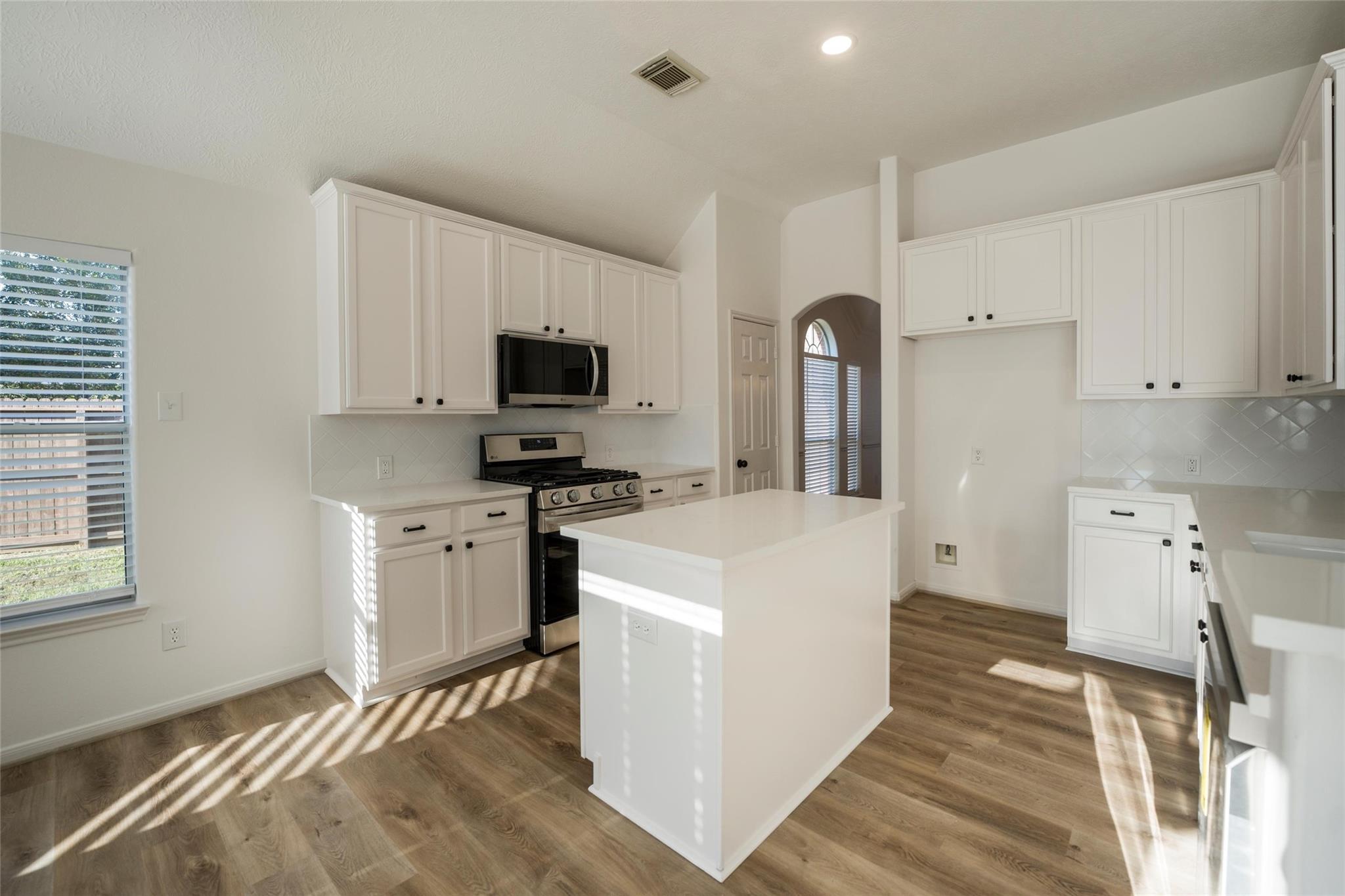 3303 Viking Landing Court