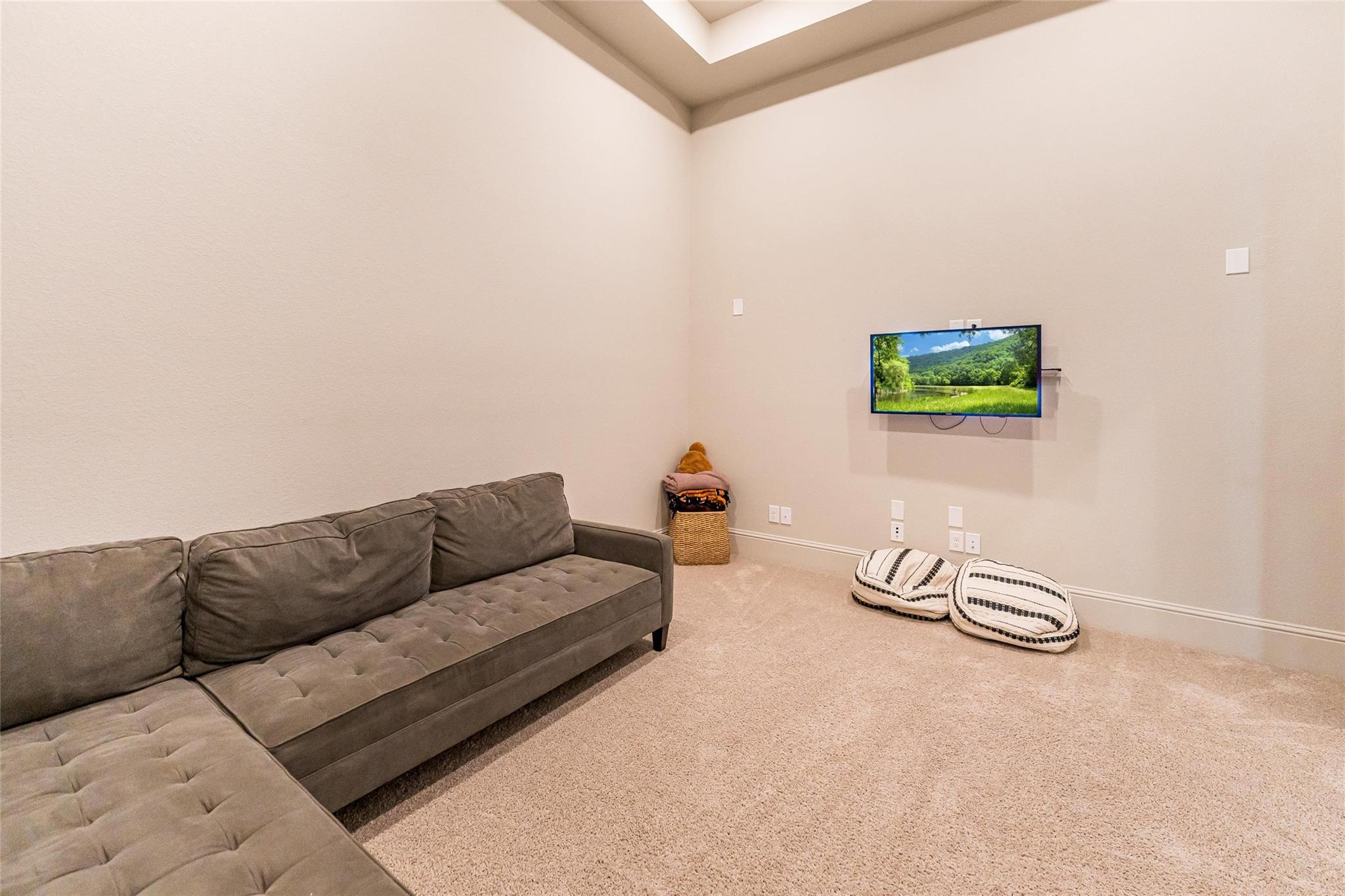 622 Platinum Stone Lane