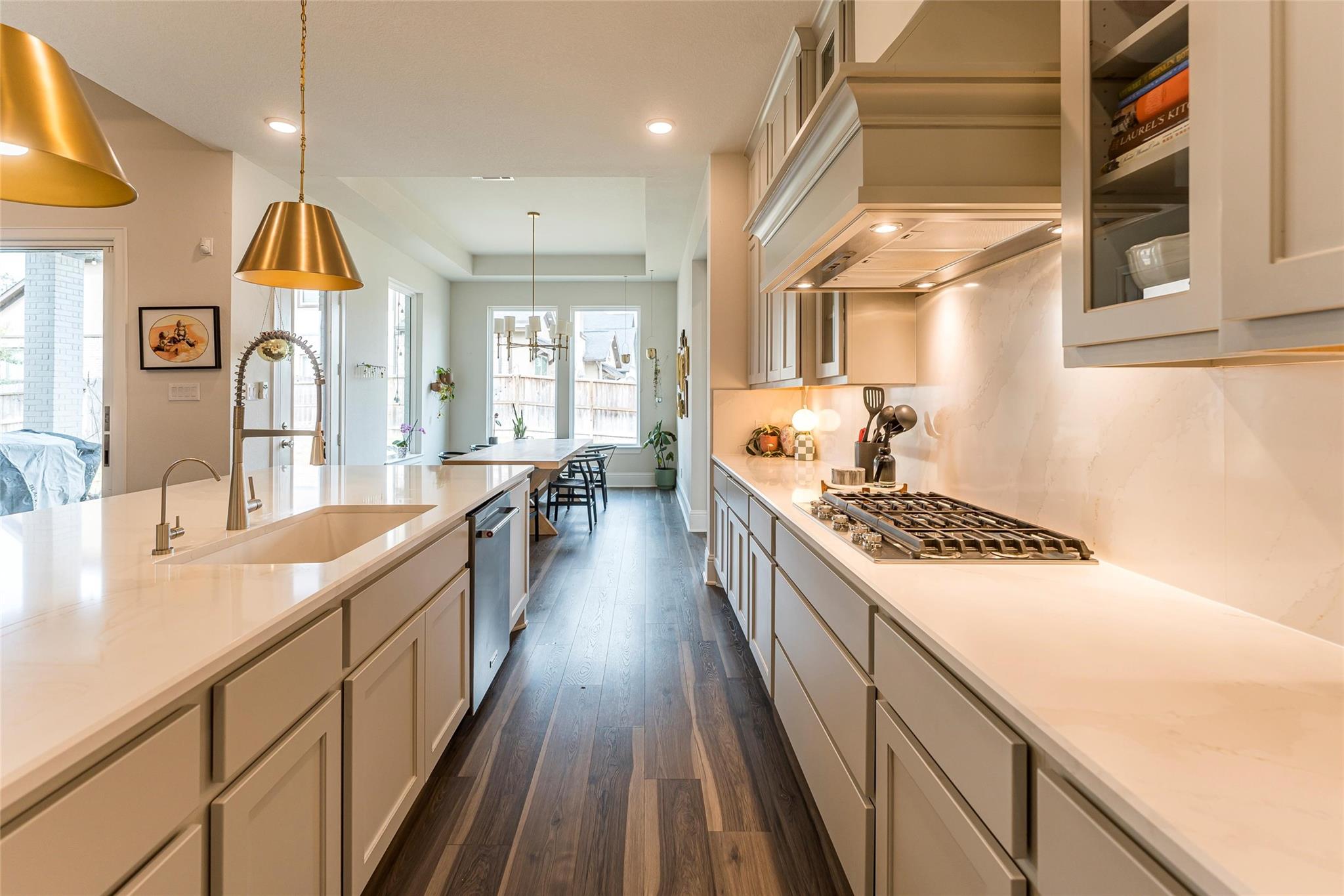 622 Platinum Stone Lane