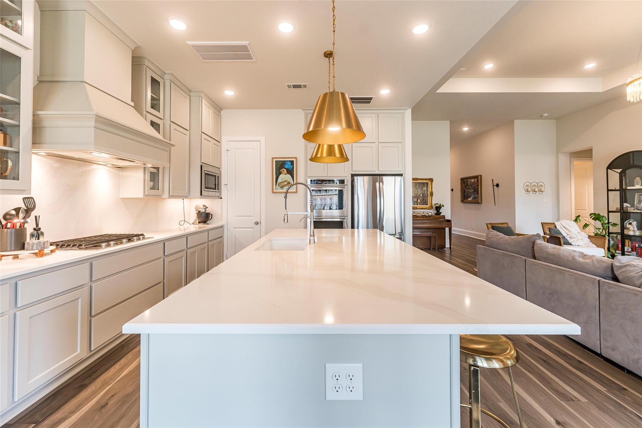 622 Platinum Stone Lane