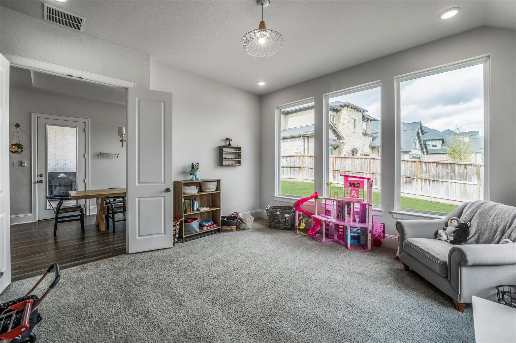 622 Platinum Stone Lane