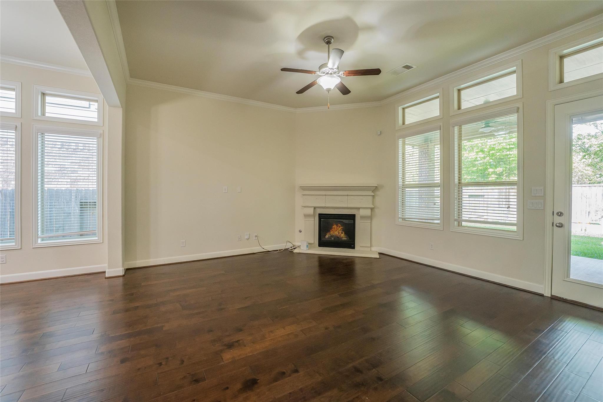 1019 Ginger Glade Lane