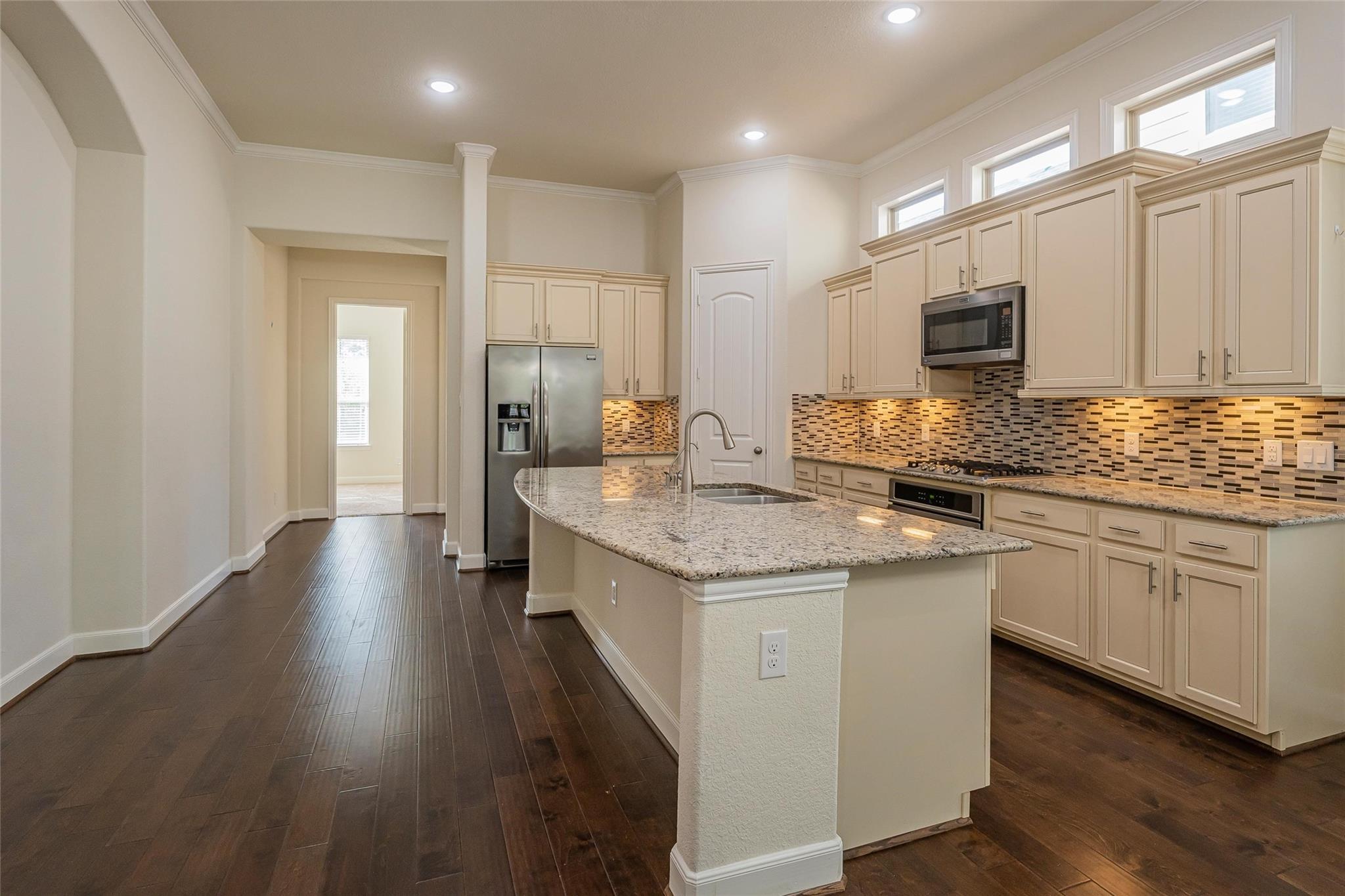 1019 Ginger Glade Lane