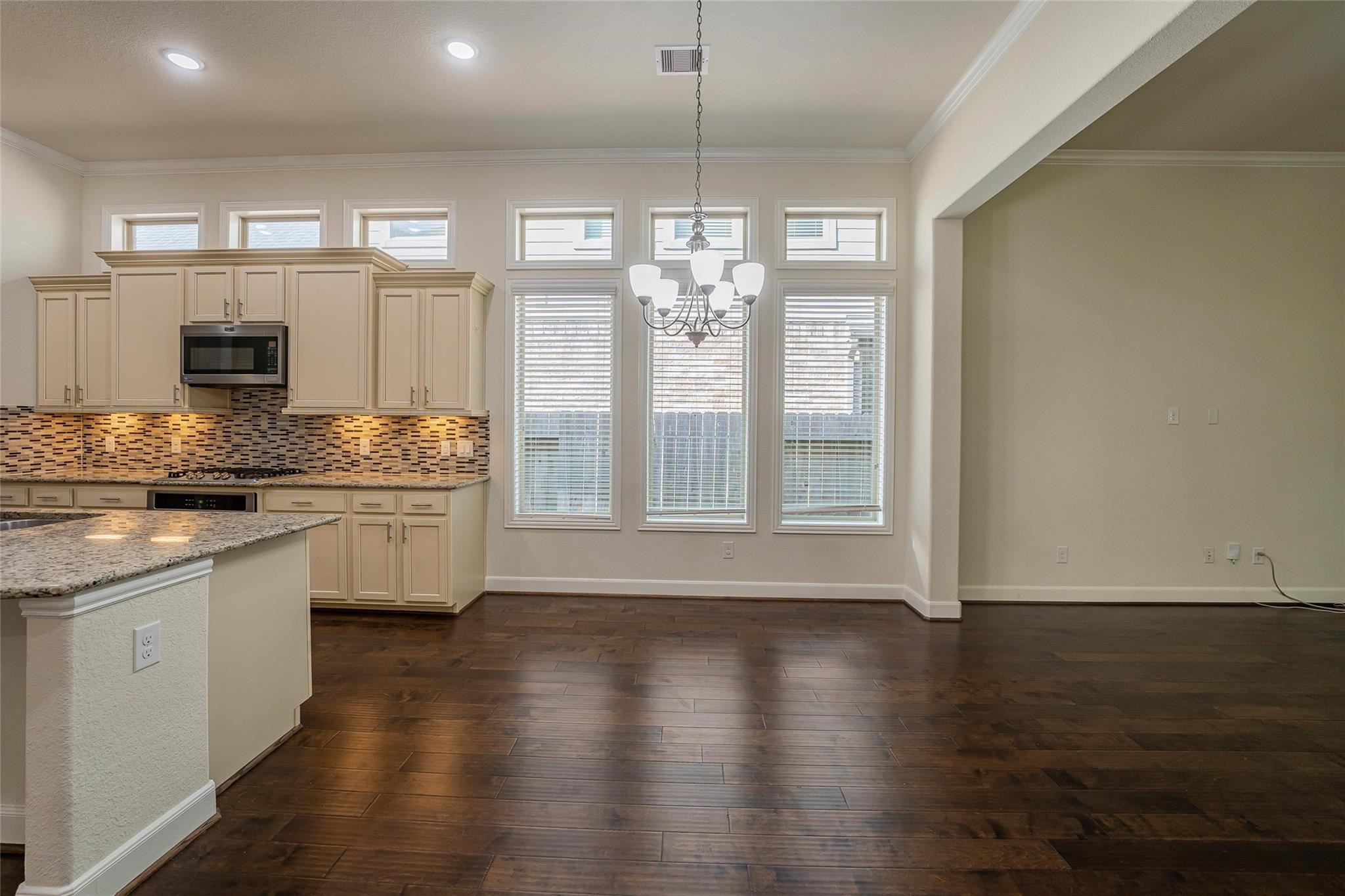 1019 Ginger Glade Lane