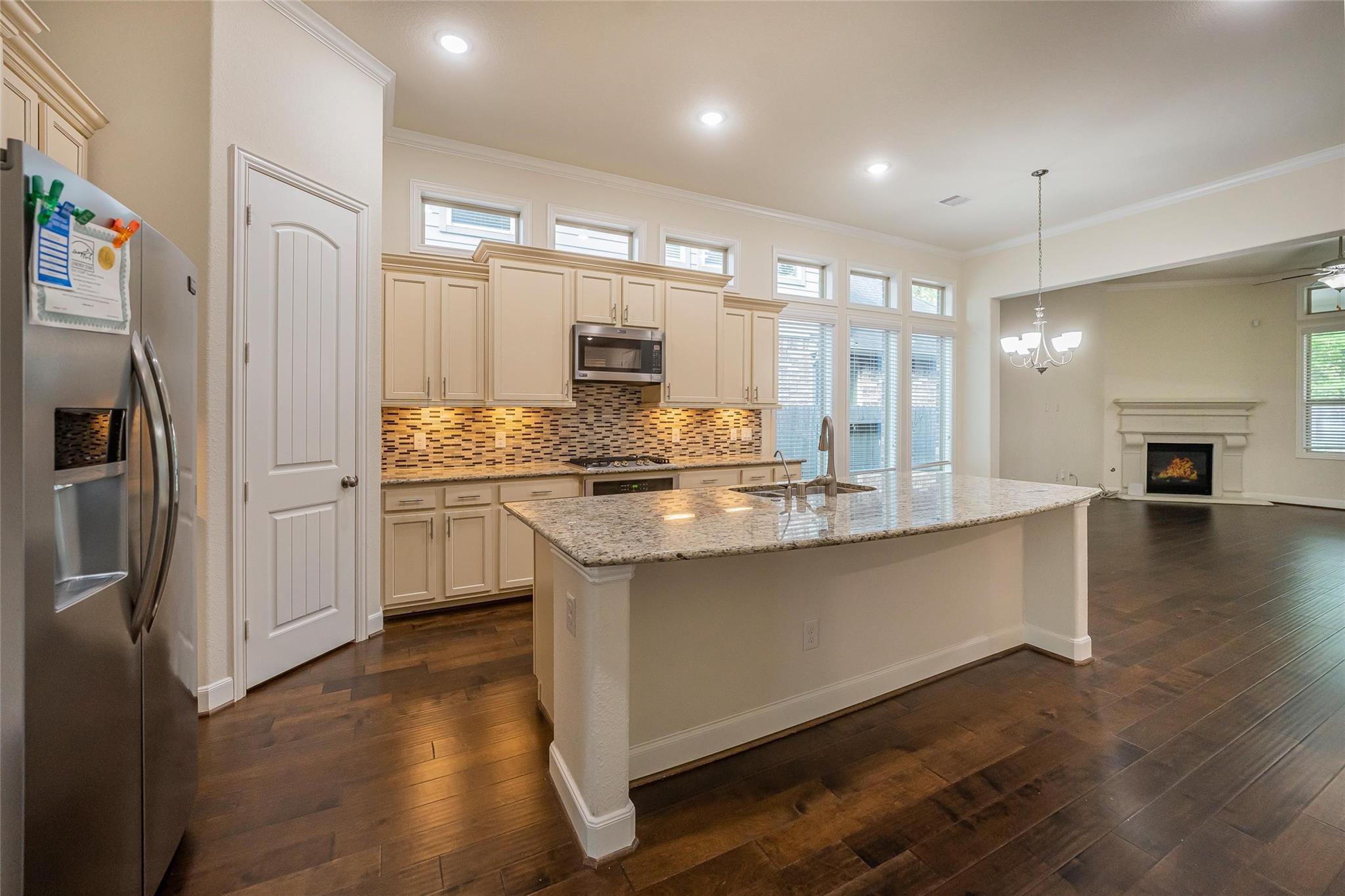 1019 Ginger Glade Lane