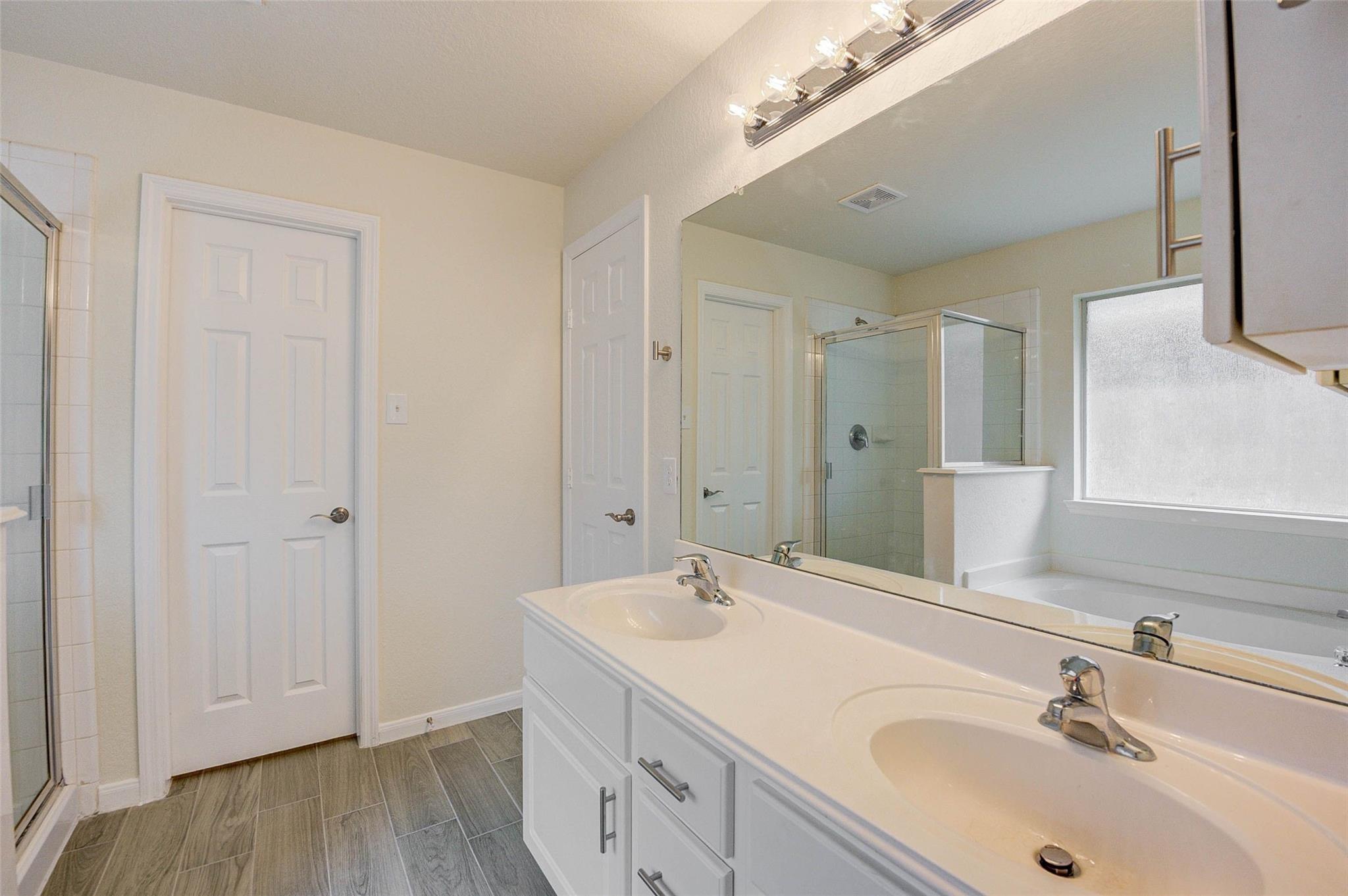 32403 Cross Spring Park Lane