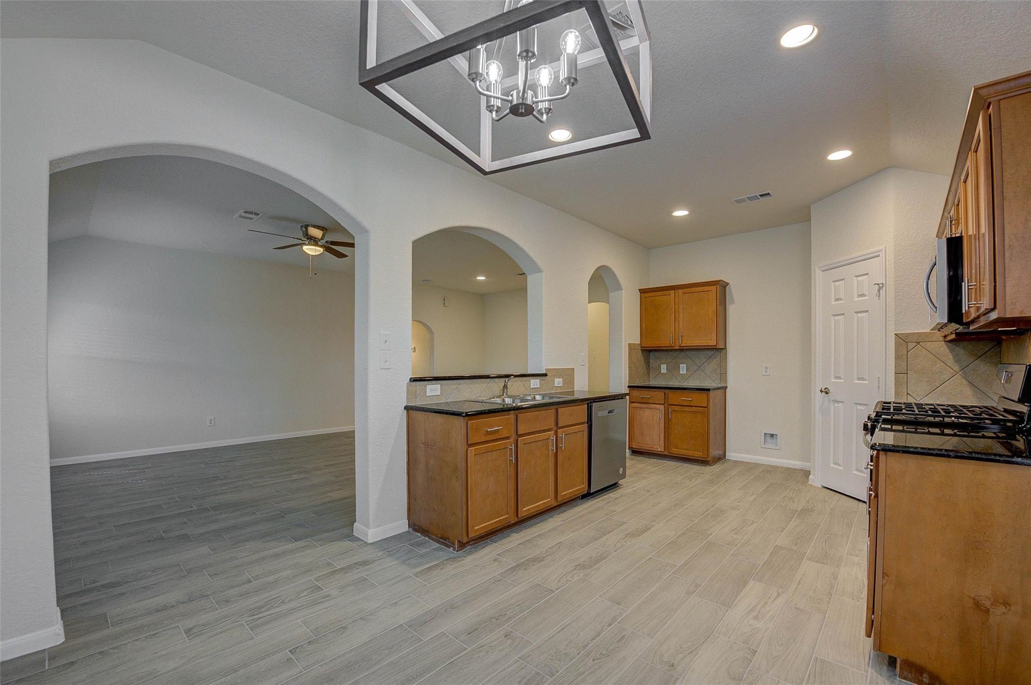 32403 Cross Spring Park Lane
