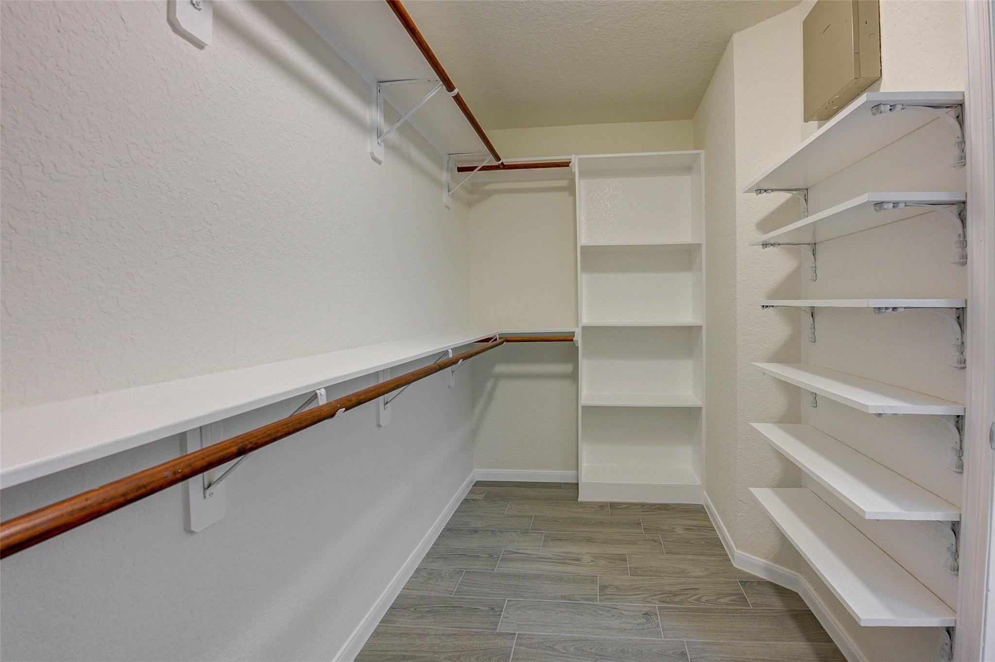 32403 Cross Spring Park Lane