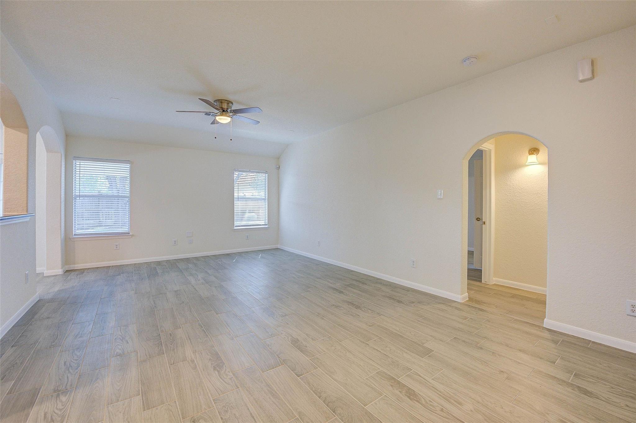 32403 Cross Spring Park Lane