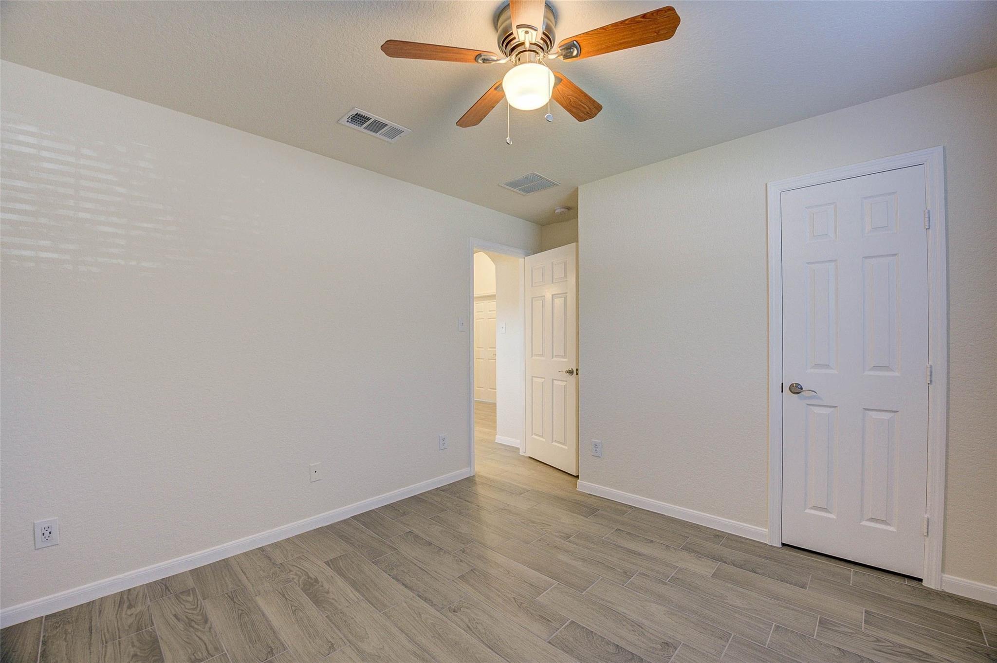 32403 Cross Spring Park Lane