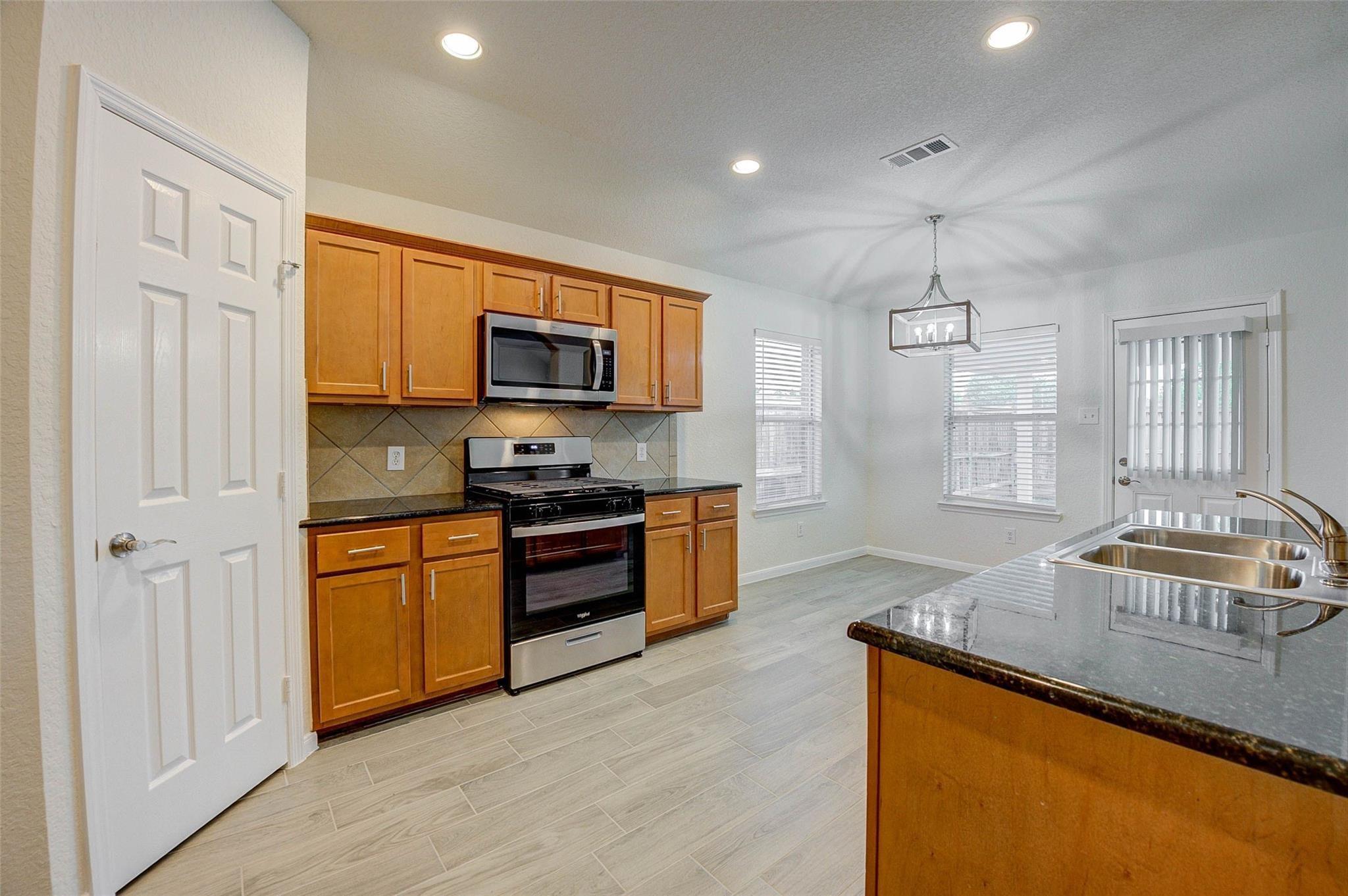 32403 Cross Spring Park Lane