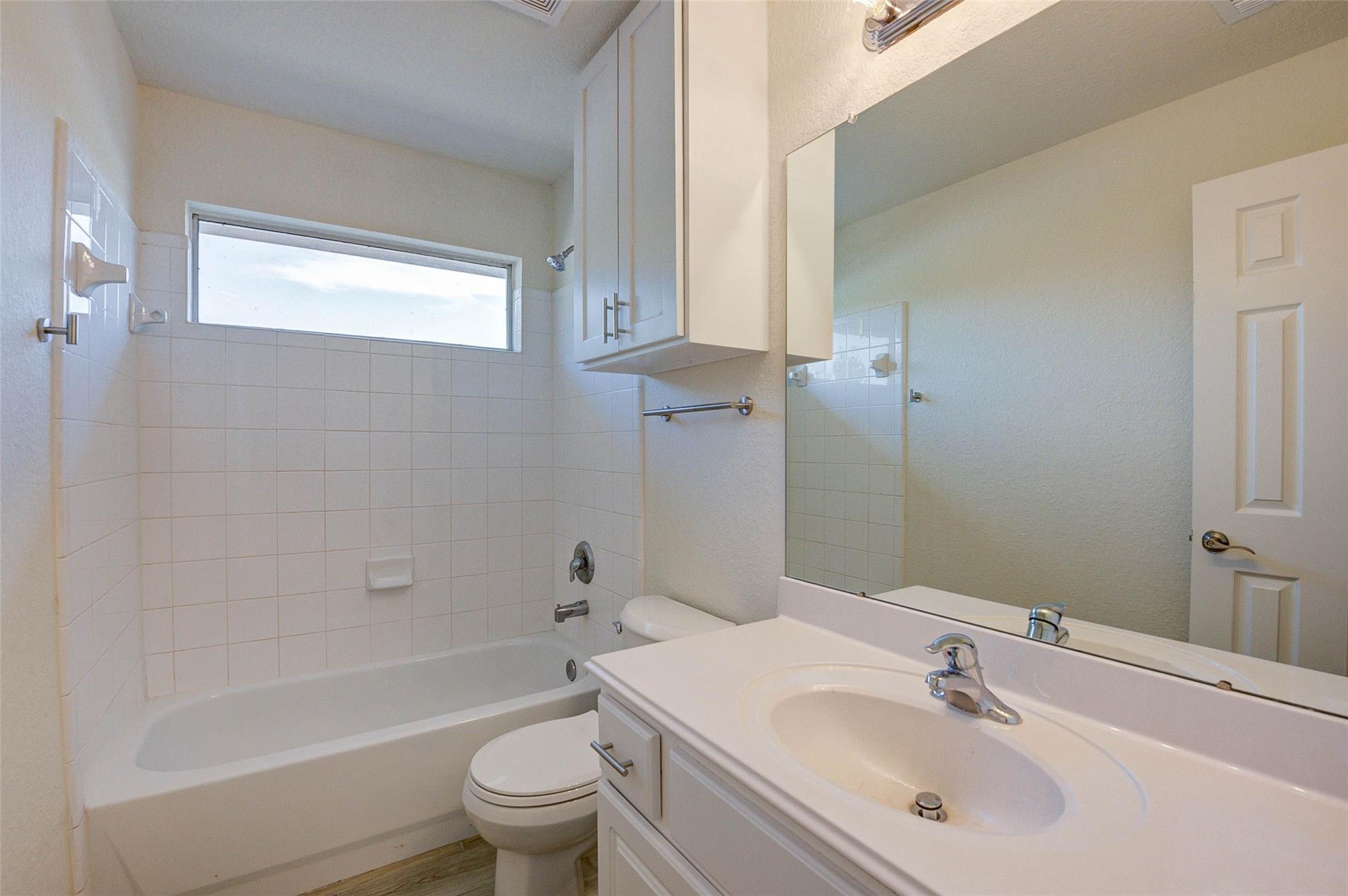 32403 Cross Spring Park Lane