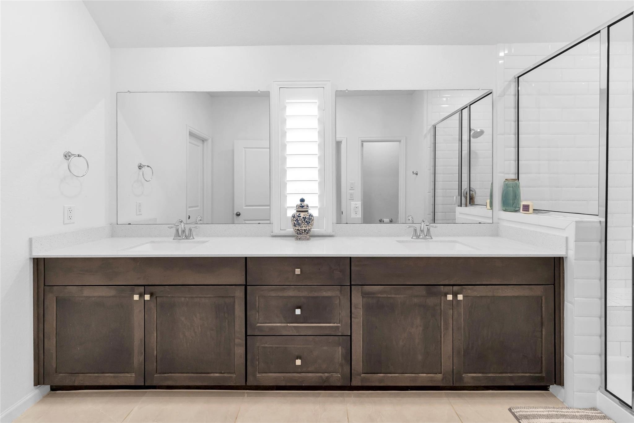 1443 Northwood Bluff Lane