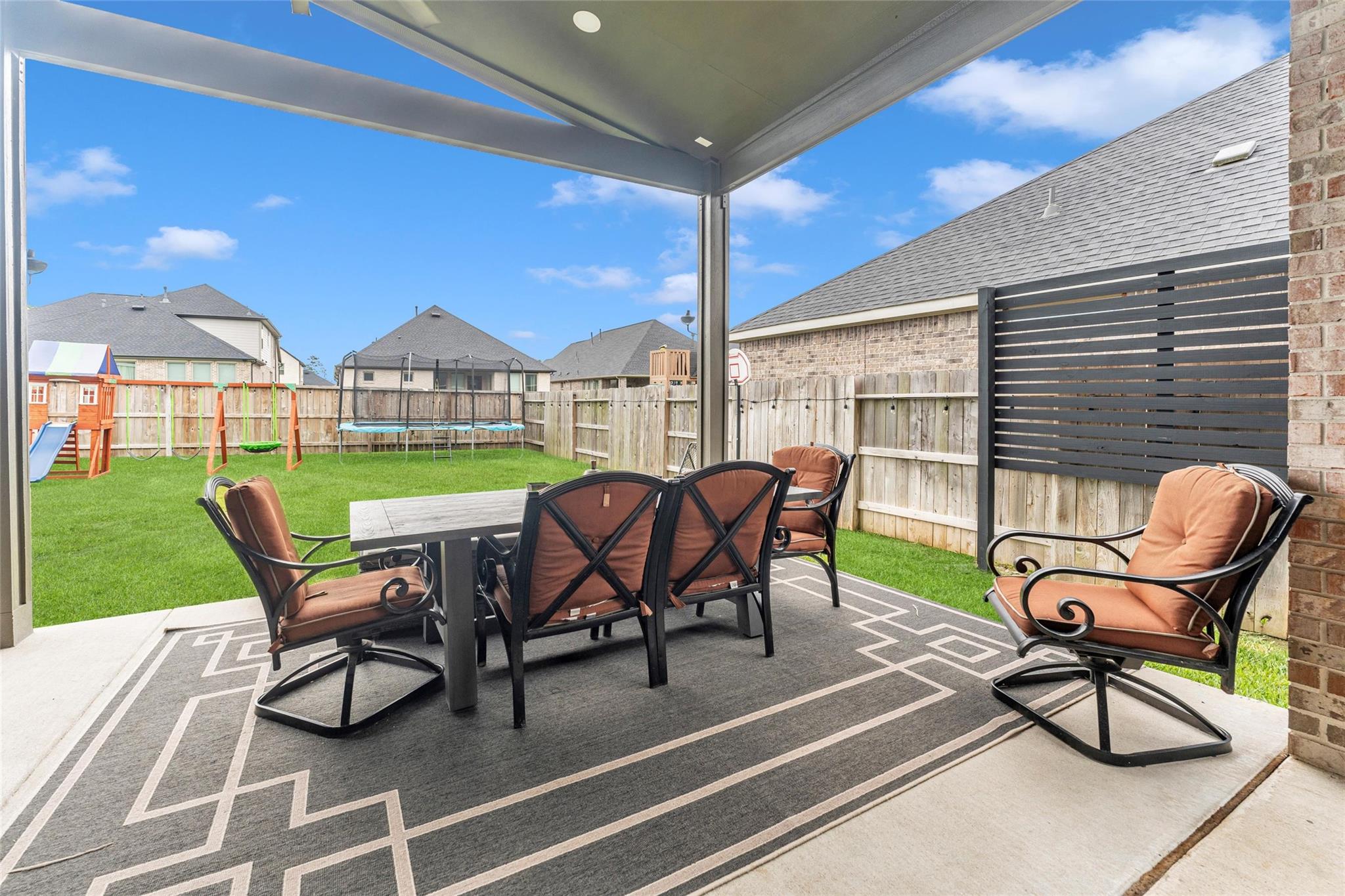 1443 Northwood Bluff Lane