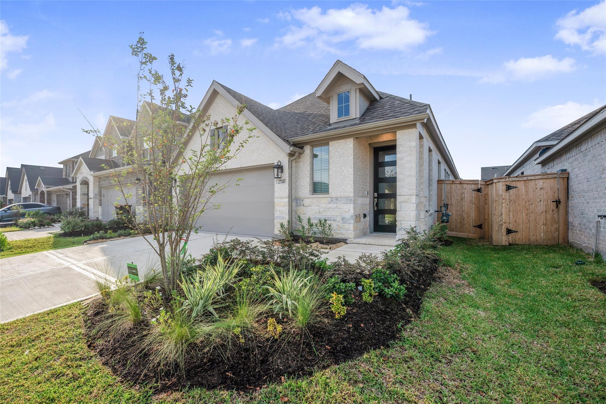 27143 Butterfly Mint Lane