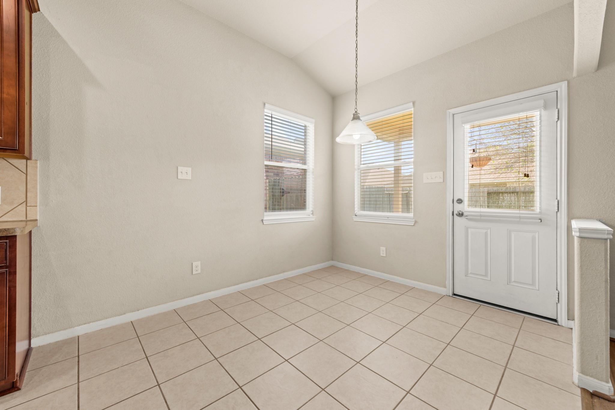 6103 Schaumburg Drive
