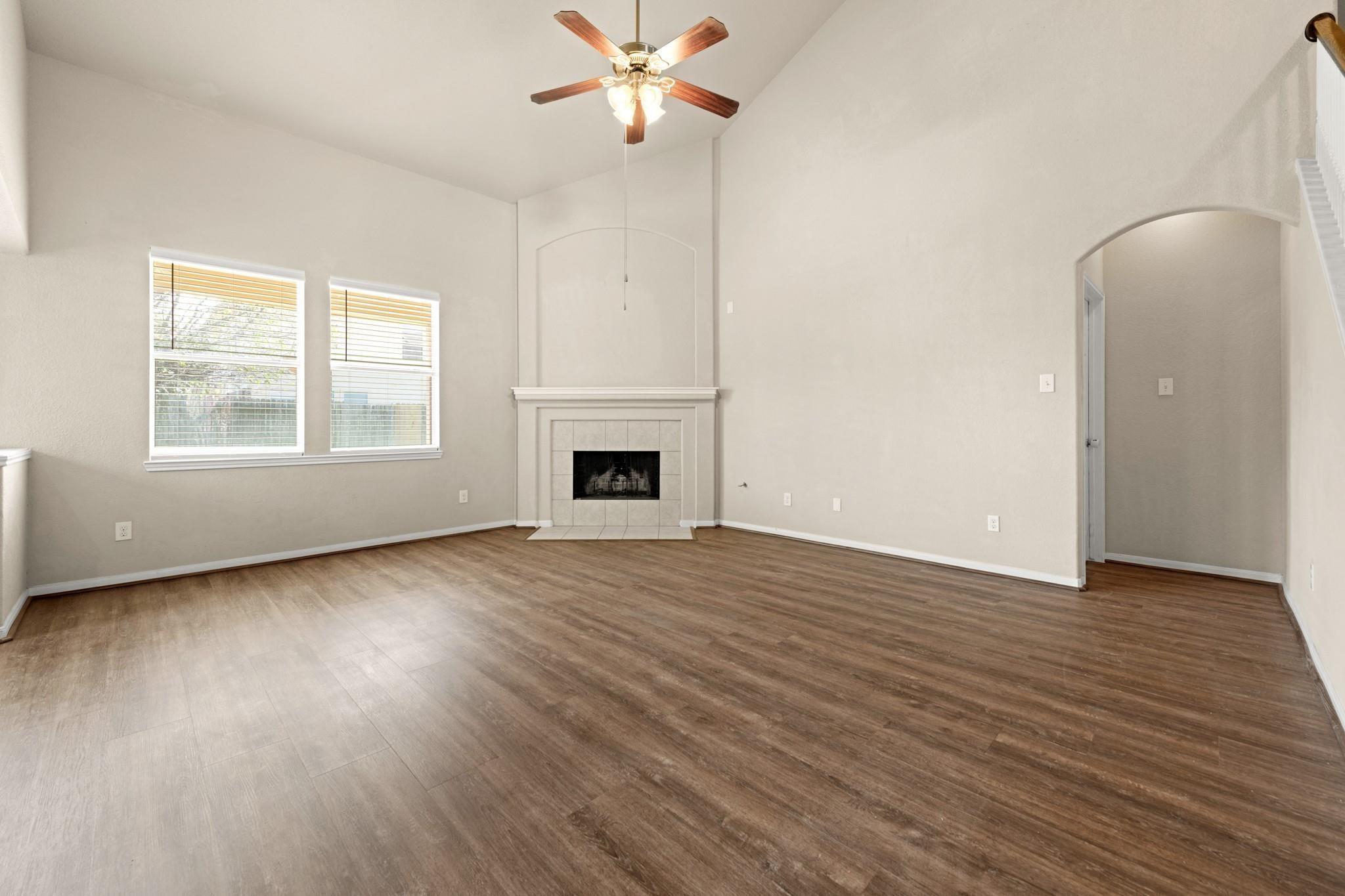 6103 Schaumburg Drive