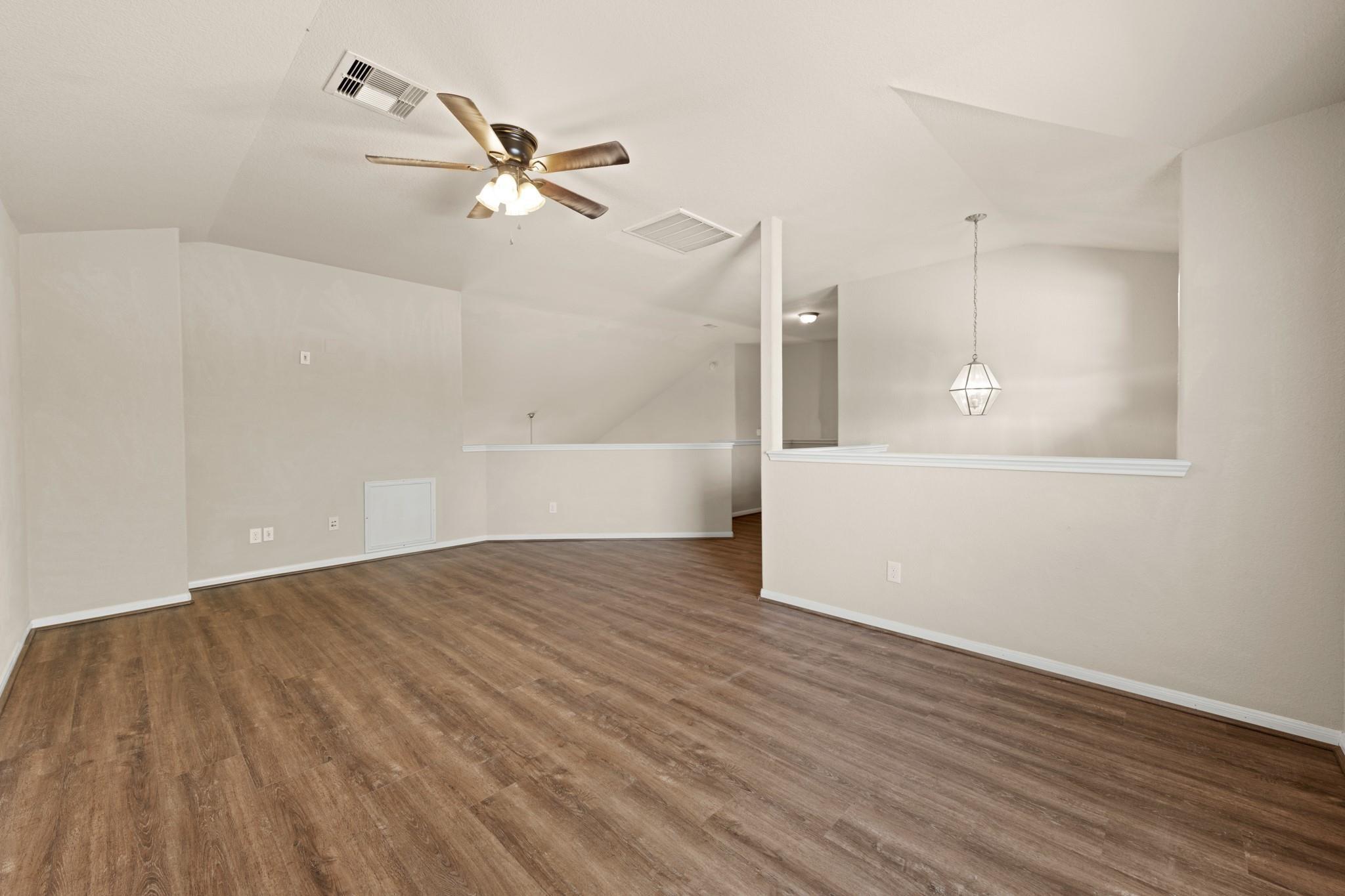 6103 Schaumburg Drive