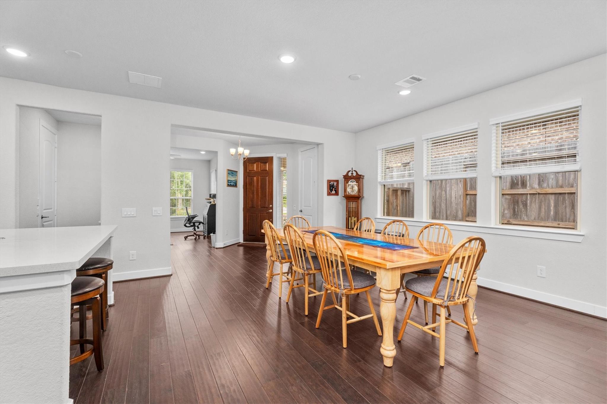 106 E Silky Sephora Court