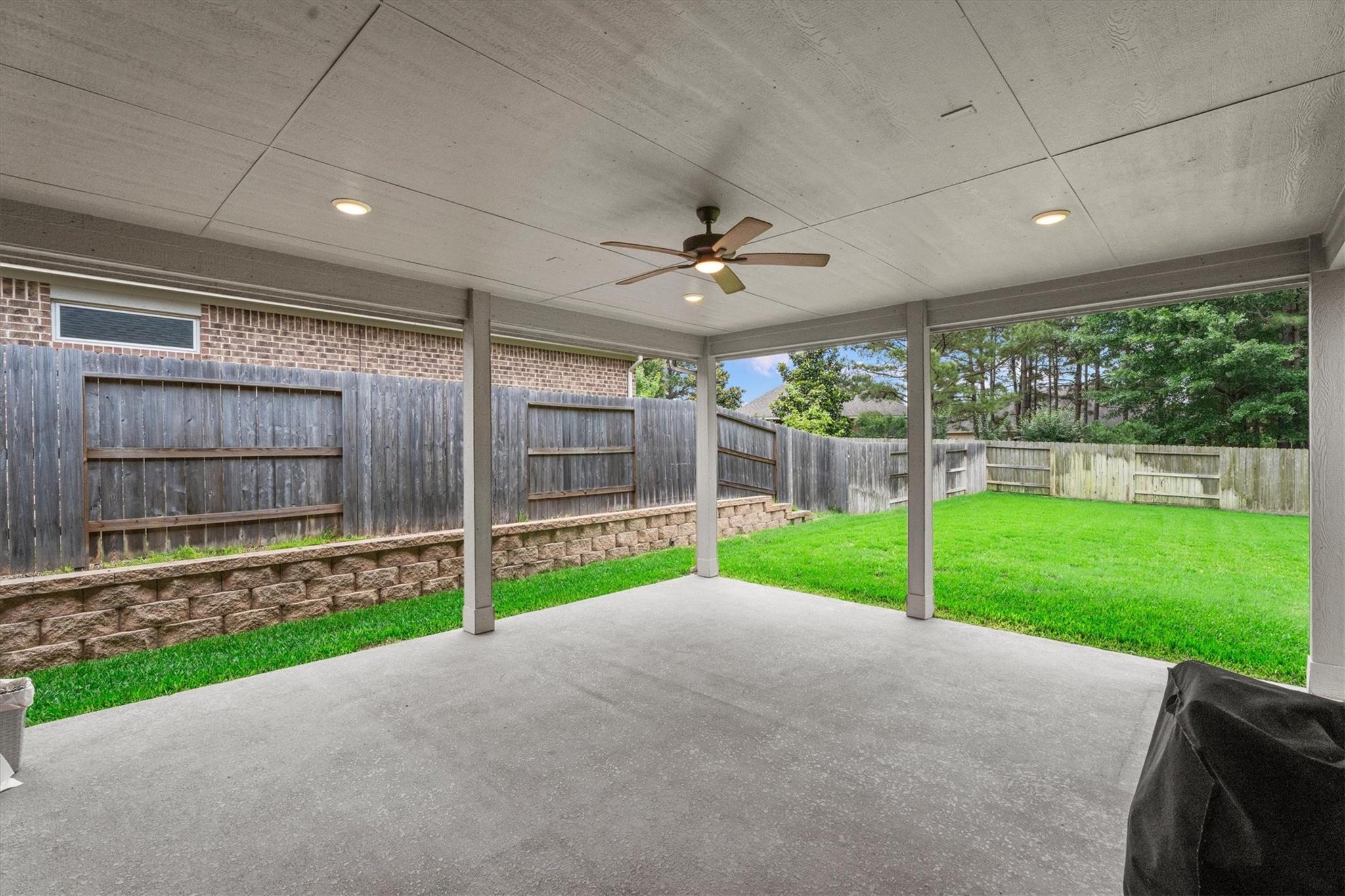 106 E Silky Sephora Court