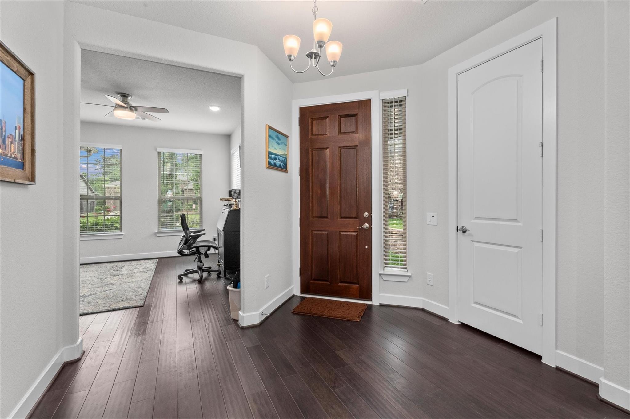 106 E Silky Sephora Court