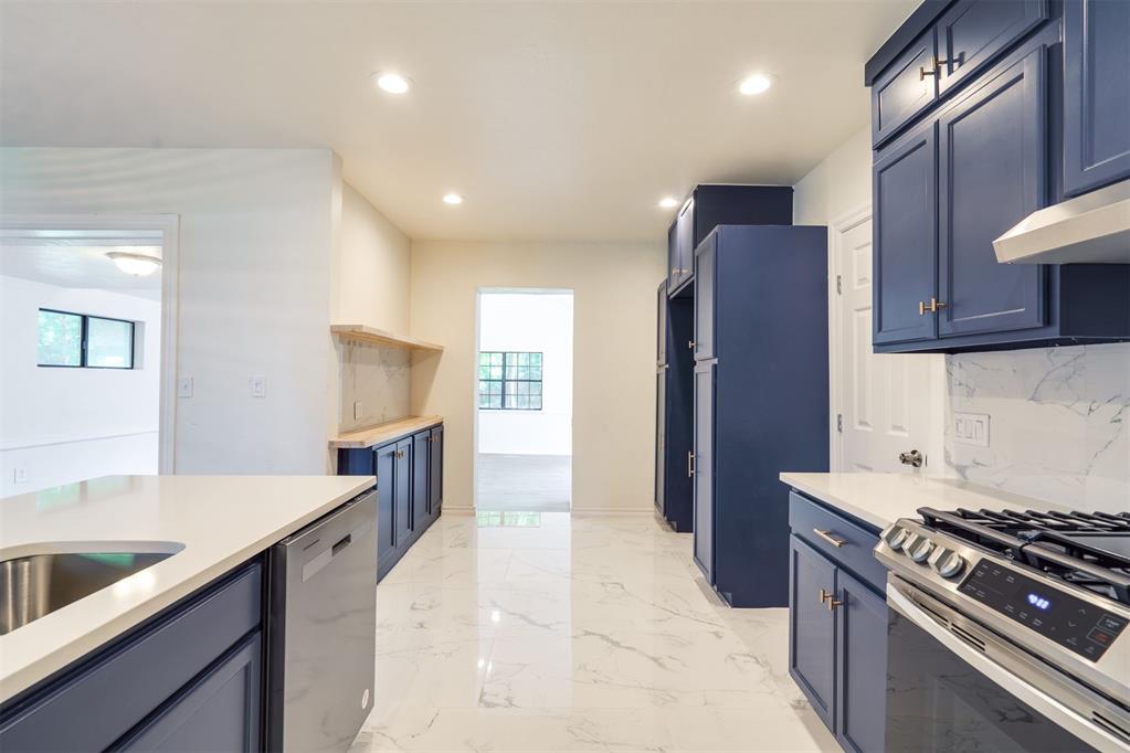 2424 NW 18th Street