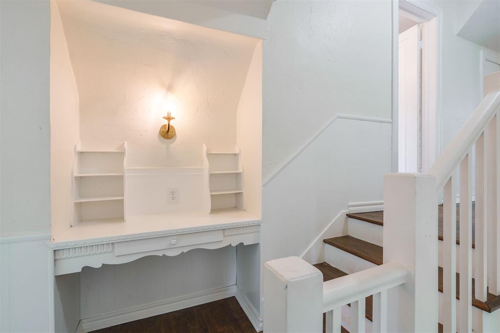 2424 NW 18th Street
