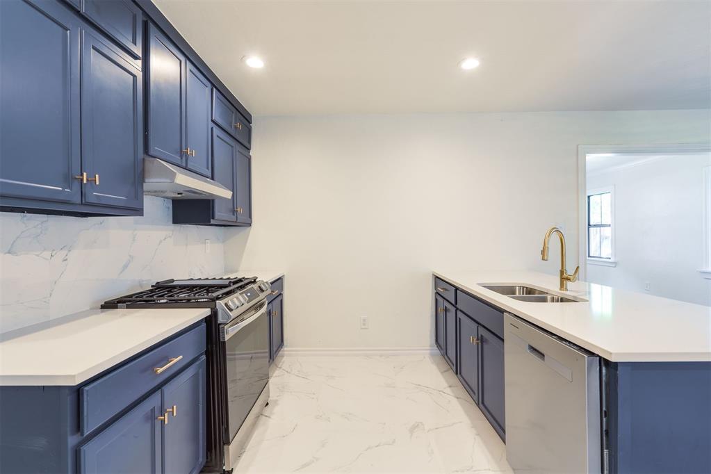 2424 NW 18th Street
