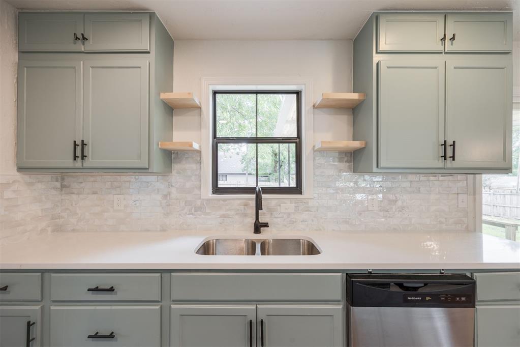 3301 NW 29th Street
