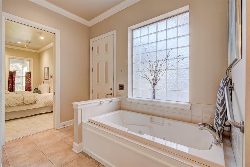 1300 Glenbrook Terrace