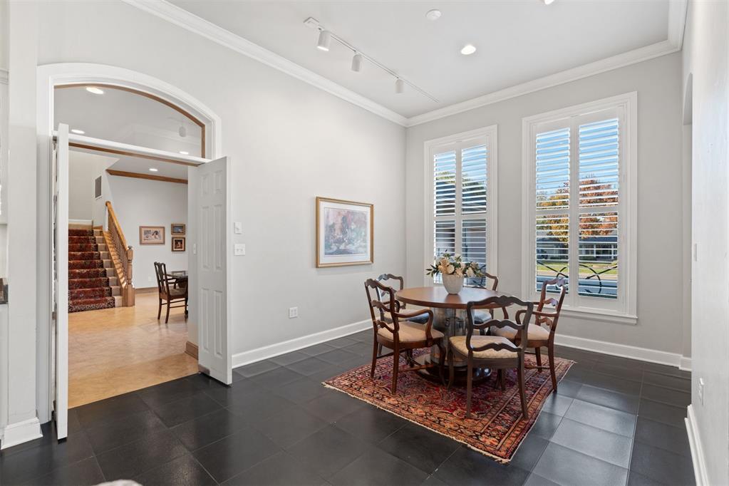 1300 Glenbrook Terrace