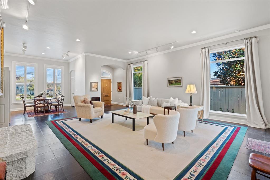1300 Glenbrook Terrace