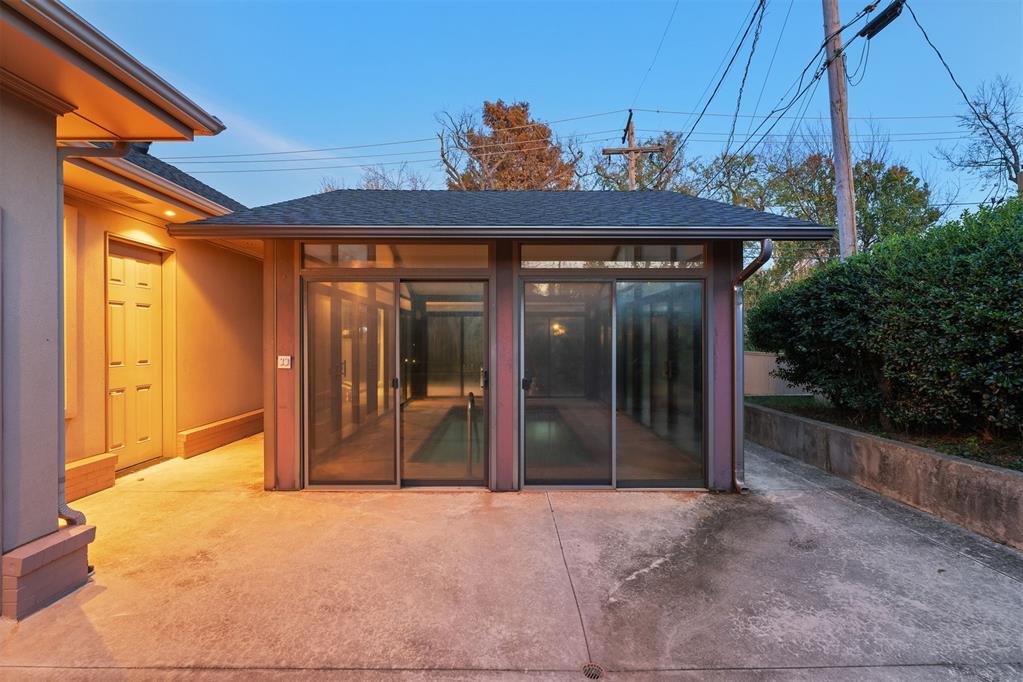 1300 Glenbrook Terrace