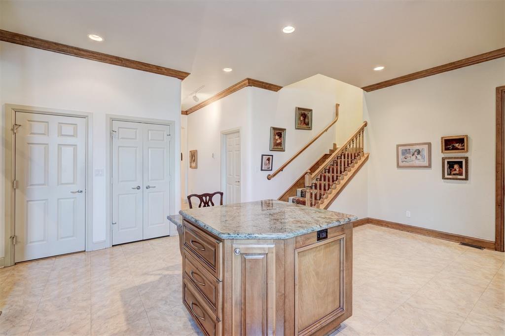 1300 Glenbrook Terrace
