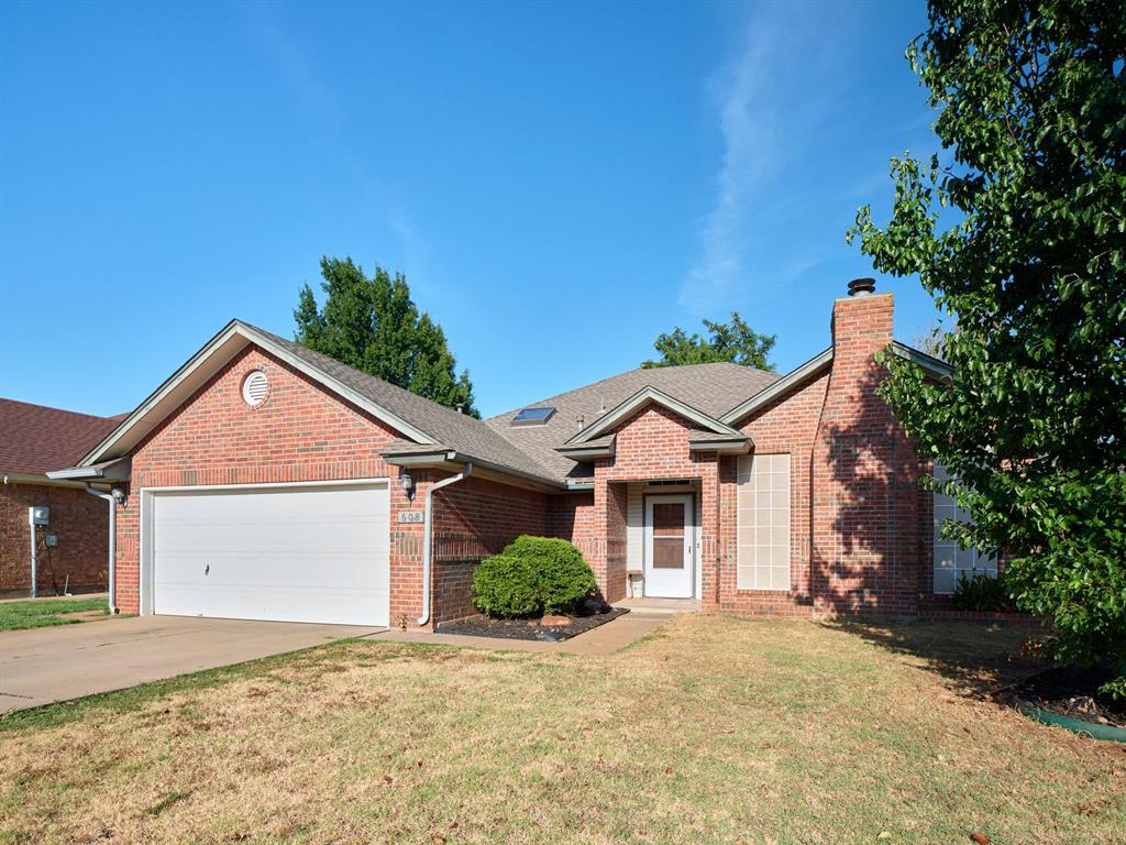 608 Tudor Lane