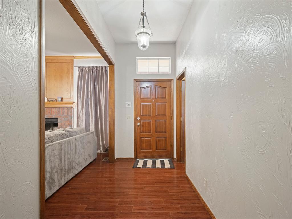 608 Tudor Lane