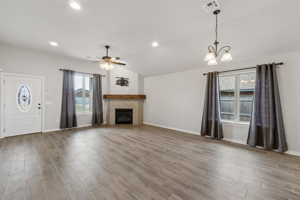 1112 S Colt Lane