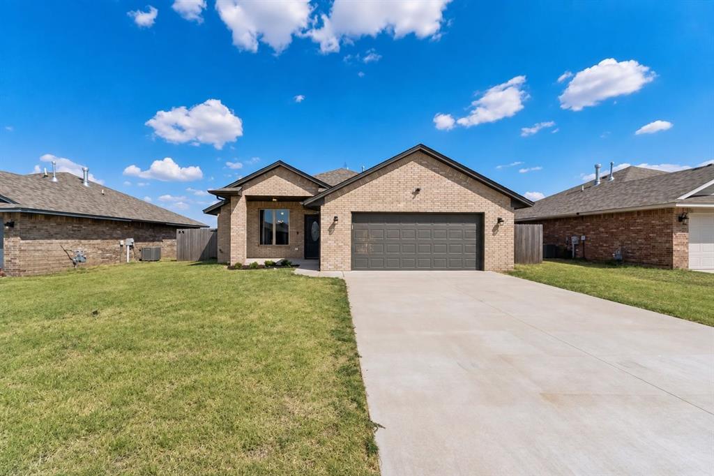 1112 S Colt Lane