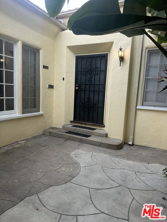 6262 Drexel Ave