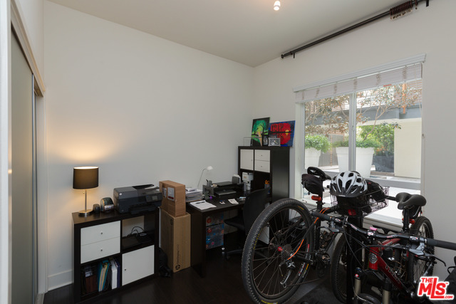 12920 RUNWAY RD Unit: 162